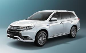 Mitsubishi Outlander PHEV 2018 года (JP)
